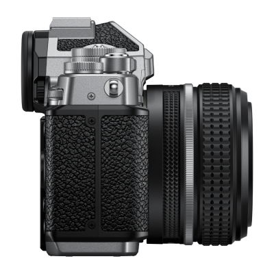 NIKON Zf Silver Body + Leather Case NIKON Zf Silver Body + Leather Case