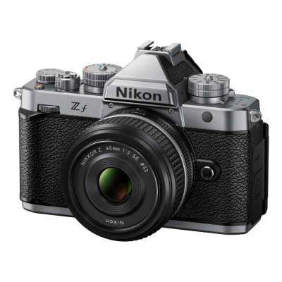 NIKON Zf Silver + 40mm SE + Leather Case NIKON Zf Silver + 40mm SE + Leather Case